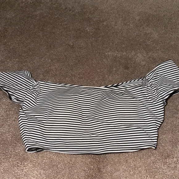 VICTORIA SECRET CAP SLEEVE OFF THE SHOULDER B&W STRIPE CROP BIKINI TOP XSMALL - Picture 13 of 13